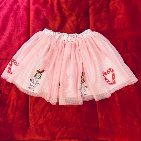 Cindy Lou Who Grinch Skirt - Picture 4 of 9